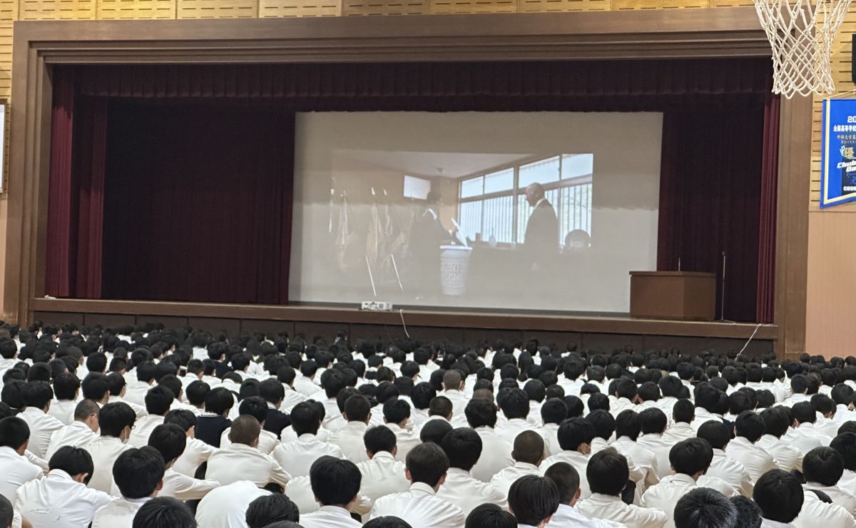 体育館　集会 全校集会が行われました | お知らせ | 中部大学第一高等学校
